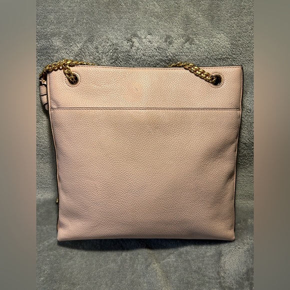 Tory Burch Everly Swingback Pebbled Leather Blush Colored Bag - Picture 5 of 13